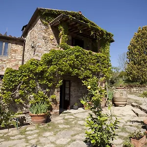 Podere Terreno Alla Via Della Volpaia Séjour à la ferme